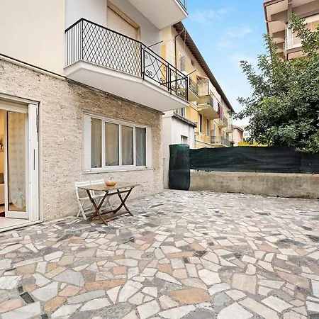 La Ballerina Di * Alassio