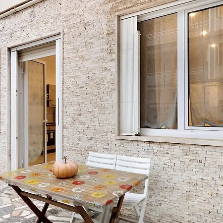 La Ballerina Di Appartamento